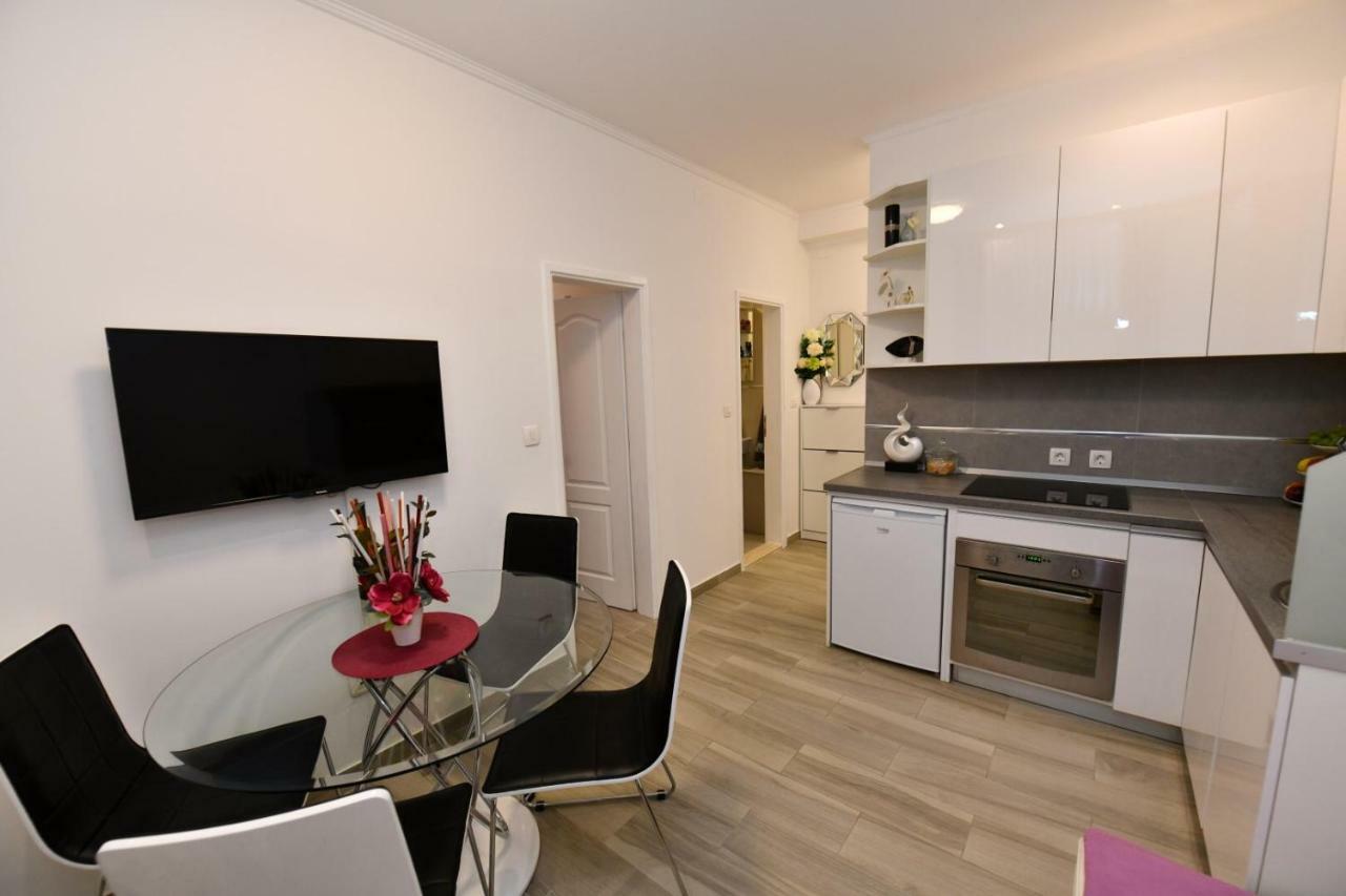 Apartment Cecilija Синь Экстерьер фото